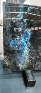 CENTRAL STONE Natural Labradorite Marble From Africa Madagascar Customization For Dining Coffee Side Table Feature Wall Granite Stone Real Marble - Blue Emerald