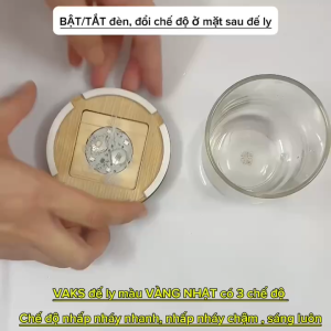 1cái Đế lót Ly đèn led VÀNG NHẠT - NHỰA GỖ TRÒN - đã có pin sẵn(+TẶNG KÈM 4 VIÊN PIN)- nhấp nháy nhanhchậmsáng luôn