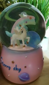 snowball musik Bola air salju kotak musik love story dan lampu motif unicorn oleh Vinvin Pink Store