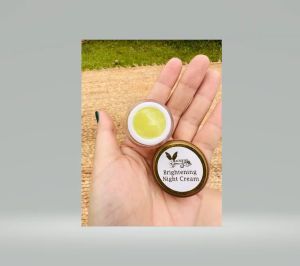 ครีมบำรุงกลางคืน มาเชอรี่ /Night Cream Machere 5 g. ( 5 กระปุก)