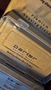 Parker - PTB Straight Razor Push Type Black Resin Handle