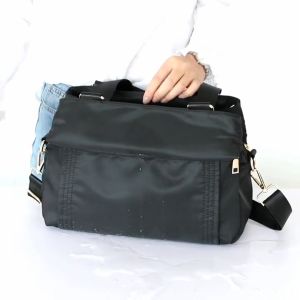 Tas Wanita Fashionable: Tas Sempang Anti Air, Tas Bahu Modis, dan Tas Jinjing Anabella