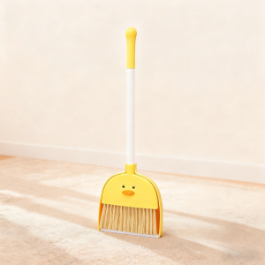 JIFANPAUL | Childrens Playset Toy Set with Rubber Ducky Broom Mop Dustpan Vacuum and Brush