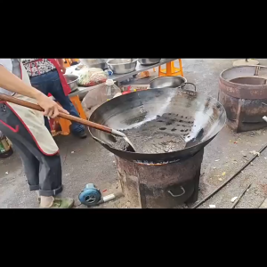 หม้อเหล็กดัด ขนาดใหญ่ 55-100 ซม. แบบหนา หม้อเตาดินในชนบท ขนาดใหญ่ก้นกลมไม่เคลือบ สำหรับประกอบอาหารโรงอาหารขนาดใหญ่