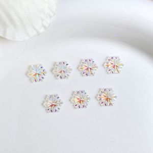 50PCS โปร่งแสงเรซิ่นเกล็ดหิมะตกแต่งเล็บ Minimalist Gradient สี Double-Layer Snowflake เล็บ Charms DIY