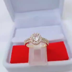 Cincin Jumbo Wanita: Aksesoris Fashion Awet & Anti Karat