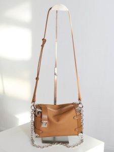 New Arrival Satchel Travel Bag European Goods 2023 Bubble Goatskin High Texture Button Nail Small Square Bag Fashion Shoulder Messenger Bag