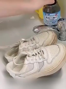 [SG In Stock]Japan Original White Shoes Cleaner Foam Wash-Free Shoes Whitener Sneaker Cleaner Deodorization Shoe Spray