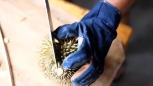 ถุงมือปลอกทุเรียน หนังอย่างดี