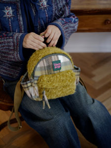 Original HouseDesign Autumn Winter New Plush Mini Double Shoulder Bag Commuter Color Block Backpack Women Retro Artistic Style No Partition