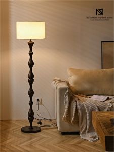 Vintage French Mid-Century Elegance Floor Lamp
