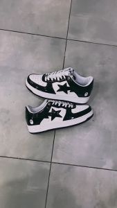 Chunky Classic OG Bape Sta Patent Leather \"Black White\" Classic Casual Sneakers for Men and Women