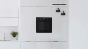 WHIRLPOOL BUILT IN OVEN - 71L W4 OMSK581RU1SBA - 2 YEARS WARRANTY