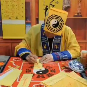 已開光 貔貅 葫芦 文昌塔 文昌笔 金榜题名 铜钱 黄铜下开盖生肖 钥匙扣 批发价 FENG SHUI KEYCHAIN 招財黄铜 十二生肖 招財 驱邪 避煞