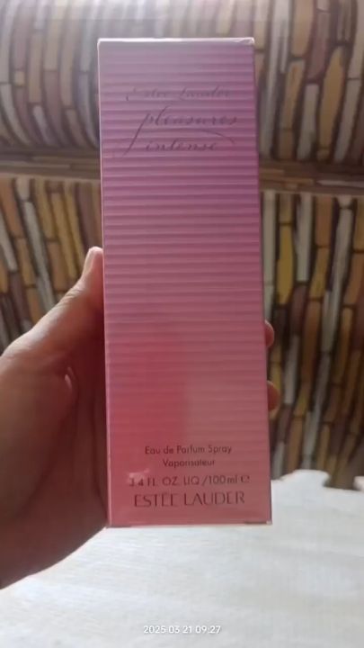 Estee Lauder Pleasures for Women Eau De Parfum Spray.100mL
