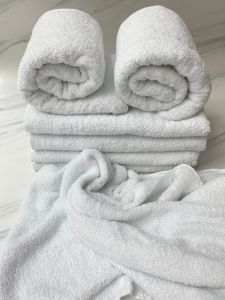 Handuk Mandi Besar Warna Putih Polos Handuk Hotel 70x140cm Serap Air