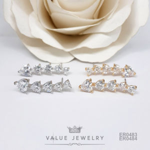 ต่างหูแป้น ประดับคริสตัลเพชรรูปหัวใจ Heart Shaped เรียง โค้ง มี2สี ขนาดพอเหมาะ เครื่องประดับแฟชั่น ER0483 ER0484 Valuejewelry