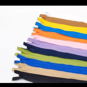 (20 sợi) dây kéo giọt lệ với nhiều màu sắc và kích thước khác nhaudùng cho áo quần Z102#/227#/162#/316#/340#/175#/134#