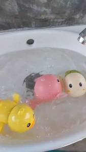 DIGREPAIR ของเล่นสระว่ายน้ำเป็ดน้อย ของเล่นอาบน้ำเด็ก ของเล่นลอยน้ำ ของเล่นห้องน้ำ เป็ดลอยน้ำ