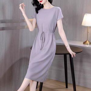 Elegant Versatile Youthful Petite French Design Waist Cinched Dress Spring 2026 New Style