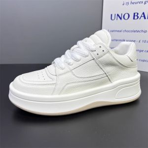 รองเท้าลำลองผู้ชายหนังแท้ระบายอากาศ  1 Air Force 2025 ฤดูใบไม้ร่วง/ฤดูหนาว รองเท้าผ้าใบพื้นหนา รองเท้าผ้าใบสีขาว รองเท้าลำลอง