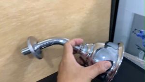 Đầu sen phun mưa Moen KAG-ME410 gắn tường bát sen tắm đứng nối ren D21 nước mạnh siêu bền hàng nhập khẩu 100%