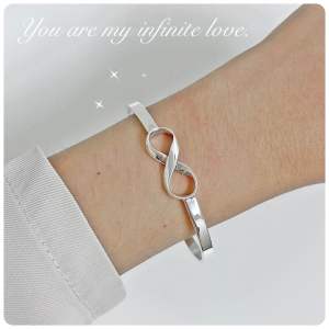 ร้านฮักเงินน่านพร้อมจัดส่งด่วนจากโรงงานในไทย กำไลอินฟินิตี้เงินแท้ 92.5% เครื่องประดับแฟชั่น ผู้ชาย ผู้หญิง ทน หนา แข็งแรง มีใบรับประกันสินค้า ใส่อาบน้ำได้