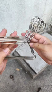 COMBO 10 Móc Phơi Đồ Móc Treo Quần Áo Inox Khổng Gỉ Có Rãnh Chống Trượt Tiện Lợi - Mắc Phơi Đồ - Móc INOX Phơi Quần Áo Treo Áo Sơ Mi Áo Khoác Gọn Tủ