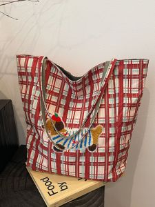 กระเป๋าสะพายไหล่ผ้าใบลายสก็อตสองด้านสำหรับผู้หญิง ความจุขนาดใหญ่ น้ำหนักเบา กระเป๋าเดินทางแบบลำลอง กระเป๋าถือทรงถุง