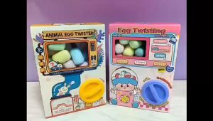 Đồ Chơi Máy Xoắn Trứng Kì Lạ Hộp Quà Giáng Sinh Bất Ngờ Cho Bé Egg Claw Machine-Tiệm Nhà Sóc 2023