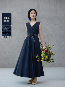 Retro Cotton Sleeveless Summer Dress with Blue Print Waistband