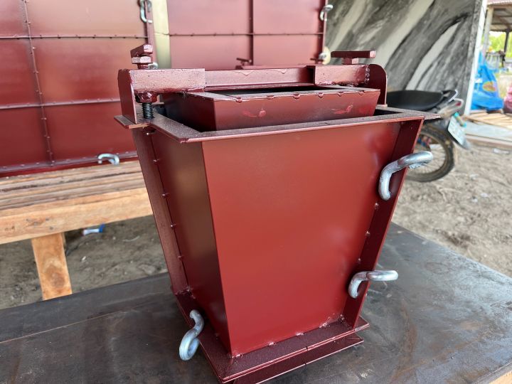 แม่พิมพ์กระถางต้นไม้ปูนเปลือยทรงคางหมู แบบเหล็กหล่อ ขนาด 25x30x17 ซม.