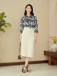 Fashionable Elegant Floral Print Elastic Silk Shirt