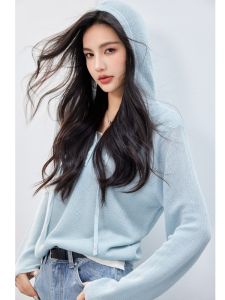 เสื้อสเวตเตอร์คอกลมแขนยาวผู้หญิงฤดูใบไม้ร่วง เสื้อชั้นในแบบมีฮู้ดสำหรับสวมใส่ลำลองในช่วงต้นฤดูกาล