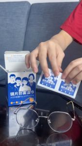 Combo 1 Hộp 100 Miếng Khăn Lau Kính Nano Chống Mờ Sương Vân Tay Bụi Bám Đa Năng