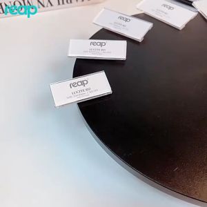 FANTASY T MALL Original Reap Acrylic Lucite Magnetic size 75x30mm Name Tag Badge Holder Magnet Badges Id Holders Work Employee Card