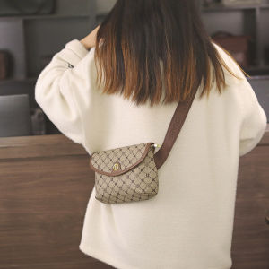Fashionable Envelope Style Small Bag Womens Crossbody Bag Autumn Winter Trendy Versatile Casual Simple Style Zipper Closure