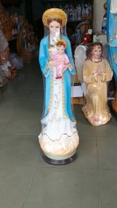 Tượng Công Giáo Đức Mẹ La Vang Việt Nam 12 mét màu xanh dương dát vàng chất liệu composite