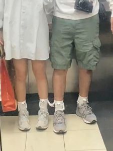 Honey Lovely ถุงเท้า สามมิติ ถุงเท้าข้อกลาง บรรจุภาลแม่เหล็ก สไตล์อินเทรนด์ สําหรับผู้ชาย และผู้หญิง แฟชั่นฤดูใบไม้ร่วง