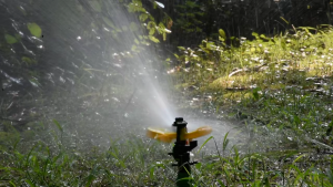 SANON Sprinkler Alat Penyiram siram Tanaman taman rumput Otomatis berputar 360 Derajat MR-14