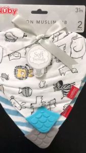 [ 4324-Nuby ] Bộ 2 Yếm Cotton Muslin Bib kèm gặm nướu Silicone