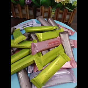 [1 BOX] Franzzi Cookies 92g - Franzzi Biscuit Box - Biskuit Franzzi Sandwich Rasa Osmanthus Oolong Passion Fruit Raw Coconut Latte Red Velvet Strawberry 法丽兹 夹心曲奇饼干 桂花乌龙 百香果奇亚籽 生椰拿铁 红丝绒草莓