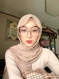 Kacamata Minus Korean Style Cat-Eye Photocromic Viral -0.50 S/D -6.00