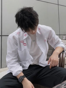 2024 New Arrival Lip Print Print White Long Sleeves Shirt Mens Loose Niche Design Casual Handsome Shirt Coat