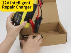 Universal high-power battery charger 10V/220V 12V 8A suitable for cars and motorcycles automatically disconnects power after fully charged.