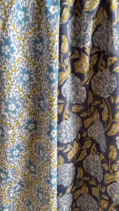 160Baht/m Cotton Fabric Indian Blockprint ผ้าฝ้าย ผ้าอินเดีย พิมพ์มือ ผ้าเบาสบาย インド綿　ブロックプリント　sarasafabric H25-11-03