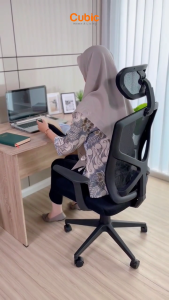 Cubic Kursi Kerja Minimalis / Kursi Kantor Executive / YAGI KM 101