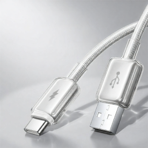 Divi | Fast Charging iPhone Cable PD and CarPlay Support Braided Ice Clear
