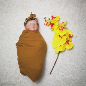 Newborn baby photoshoot props DIY
