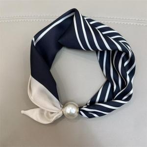 Neck Warmer Clavicle Chain Accessory Magnetic Clasp Lazy Scarf Women Pendant French Pearl Necklace